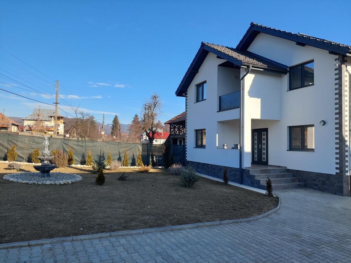 Pensiunea Happy Day Хорезу Экстерьер фото